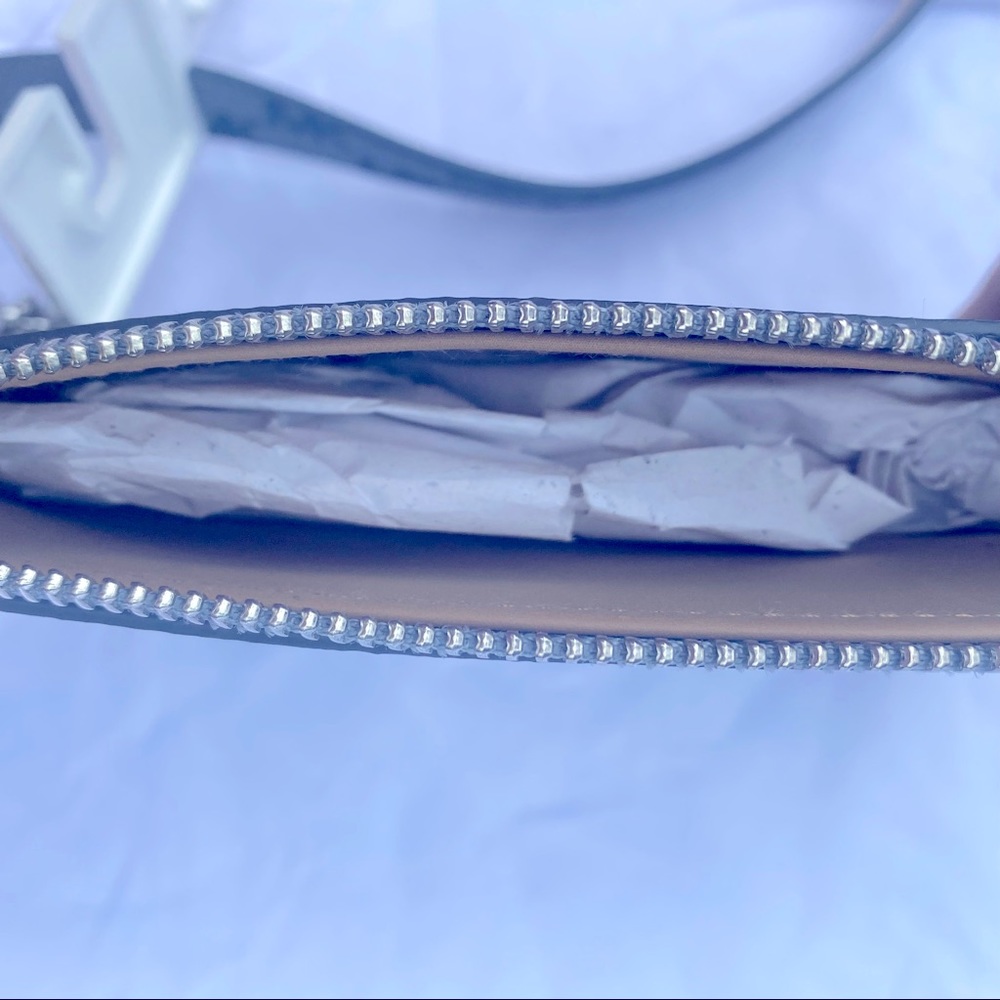 SOLD do not purchase MICHAEL Kors chain belt bag gray logo size medium - Picture 9 of 9